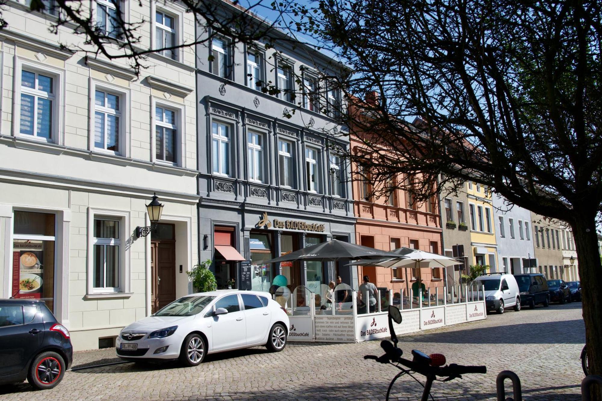 Das Bilderbuchcafe - Ferien - Apartment No 3 - Markt 7 Havelberg Exterior foto